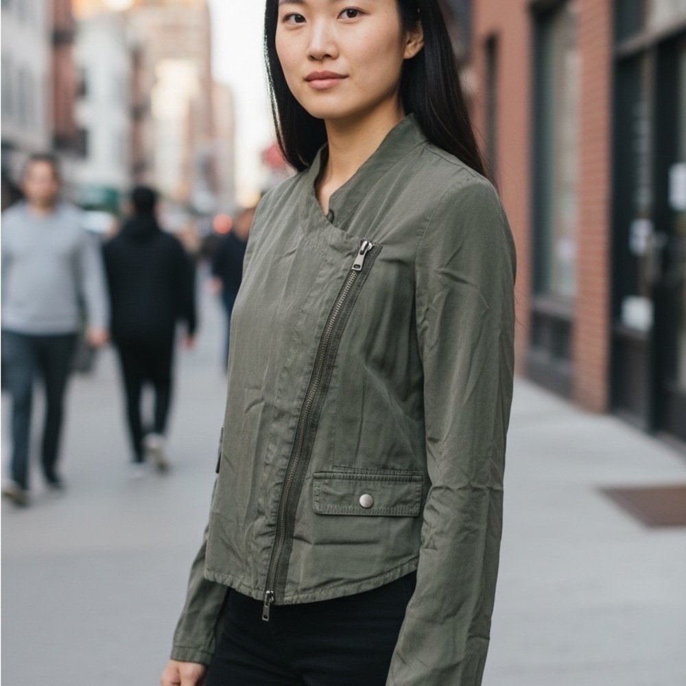 Dex Women's Utility Jacket in Olive medium